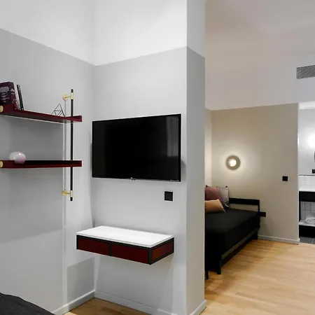 The Modernist Hotel 4*