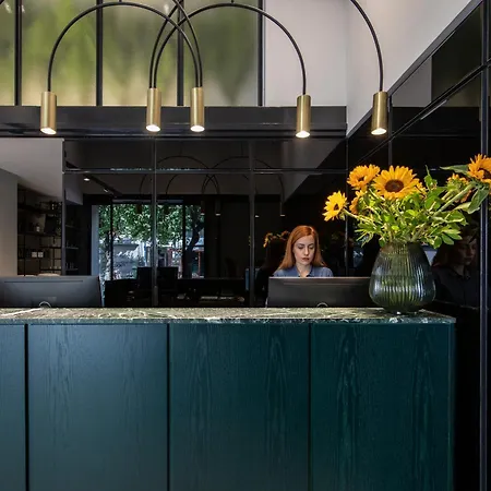Hotel The Modernist 4*