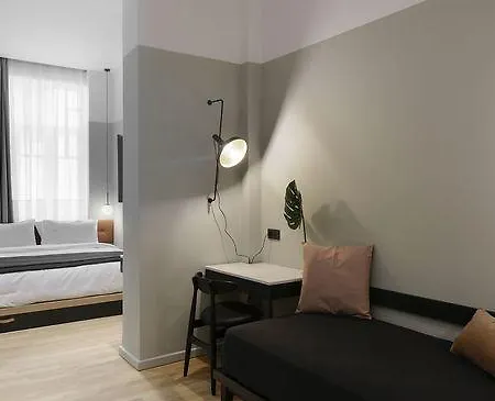 The Modernist 4*